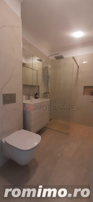 Vanzare apartament de 3 camere cu finisaje de lux - imagine 12