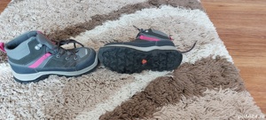 Bocanci munte gri cu roz rezistenti la apa  - imagine 4