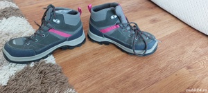 Bocanci munte gri cu roz rezistenti la apa  - imagine 3