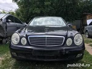 Dezmembrari Mercedes E-Class W211 2002