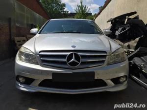 Dezmembrari Mercedes C-Class W204 2007