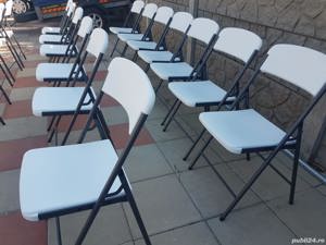 Inchiriez mese , scaune , umbrele, vitrina frigorifica pentru evenimente  - imagine 4