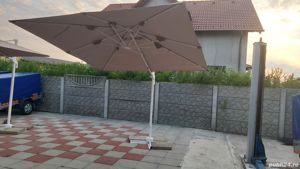 Inchiriez mese , scaune , umbrele, vitrina frigorifica pentru evenimente  - imagine 3