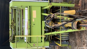 Vând Presa baloti rotunzi Claas Rollant 66 - imagine 5