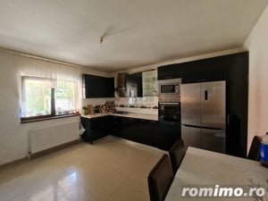 Vila 7 camere Dragomiresti-Vale - imagine 1