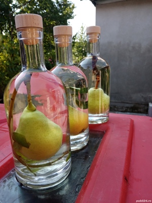 palinca din pere cu para in sticla - imagine 2