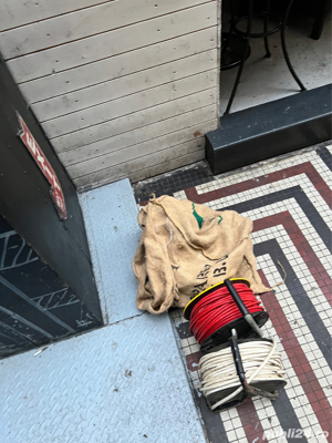 CAUT de muncă paznic, curățenie, mutări, amenajări diverse DACĂ aveți cevaSUNAți LA SERGiU NONSTOP   - imagine 5