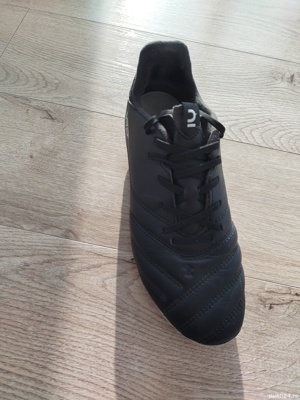 Vând adidași cu crampoane - imagine 2