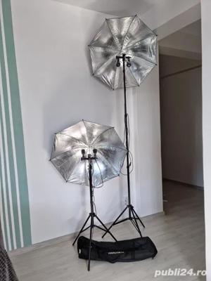 Kit de lumini Led duble Hakutatz clu umbrele si stativ