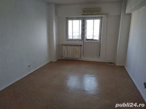 Vând apartament 3 camere Crângași - imagine 5