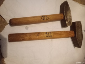 Ciocane pentru Construcții și altele.