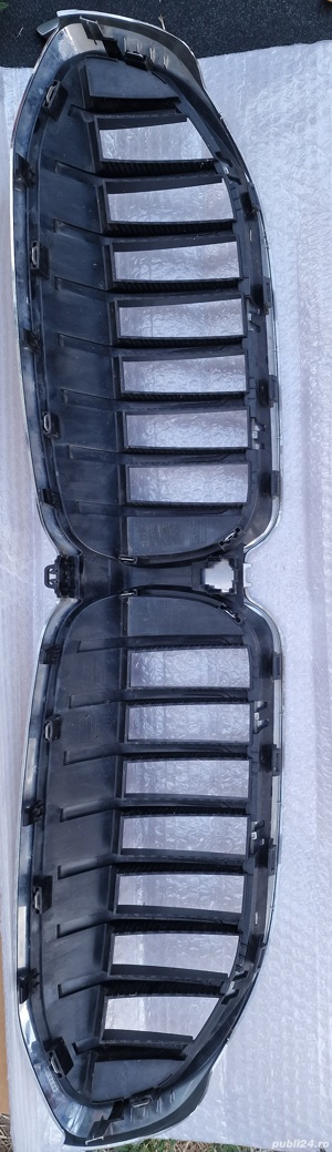 Grila bara fata originală bmw G20 