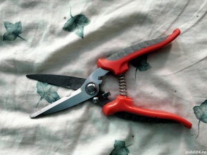 foarfecă de tăiat tablă 