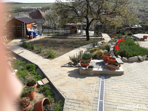 Executam lucrari de constructi - imagine 2