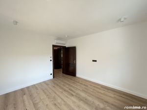 Casa cu 4 camere situată în zona centrală , strada Emil Racoviță - imagine 14