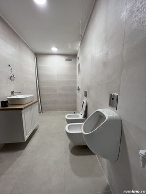 Casa cu 4 camere situată în zona centrală , strada Emil Racoviță - imagine 18