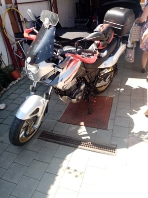 Aprilia strada 