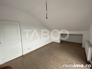 Apartament 3 camere 79 mp utili balcon 10 mp zona Cetate Alba Iulia  - imagine 10