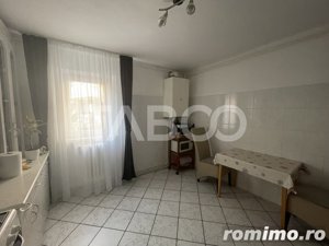 Apartament 5 camere 100 mpu etaj intermediar pivnita Cetate Alba Iulia - imagine 9