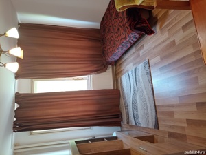 Inchiriez camera pentru o fata 