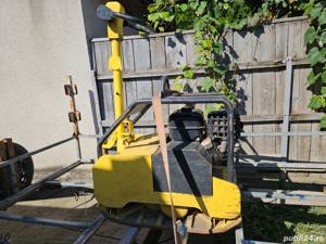 placa compactoare reversibila 450kg de închiriat 