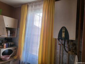  Vand sau Schimb apartment cu trei camere  - imagine 2