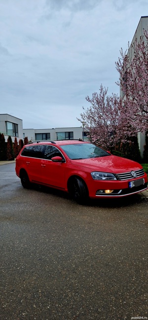 Volkswagen Passat Variant 2.0 TDI BlueMotion Technology DSG   177 CP (2015) - imagine 2