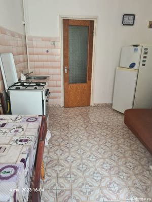 Proprietar- vand apartament 2 camere - imagine 3