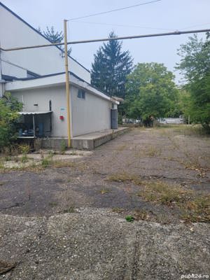 Teren 4.000 m.p. + Cladire 1.000 m.p. - imagine 11