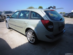 Dezmembram Renault Laguna II 1.9 dci cod motor F9Q750 120CP an 2001-2007 - imagine 5