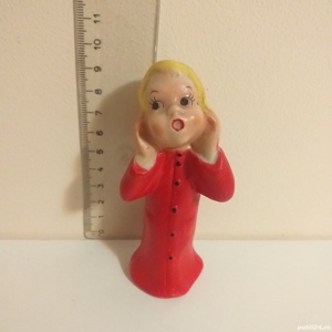 bibelou emotiv figurina copil cu fata expresiva emo kid