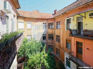 Apartament cu 3 camere de vânzare în ”Casa cu LEI” , Ultracentral - imagine 16