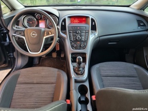 Opel Astra J  2018 1,4 turbo 140 cp - imagine 10 Opel Astra J  2018 1,4 turbo 140 cp - imagine 10
