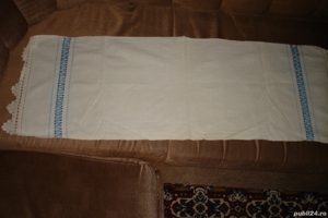 Stergare taranesti din in tesute in razboi si cusute cu flori si motive populare - imagine 9