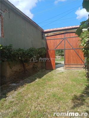 Casa cu  3449 mp curte si gradina - imagine 16