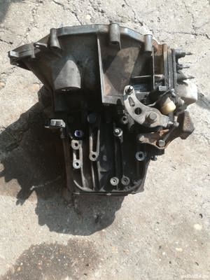 cutie 6 viteze peugeot 407 motor 2,2 hdi 170 cai - imagine 3