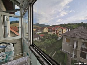 Apartament 2 camere cu balcon zona Centrala-CUGIR - imagine 2