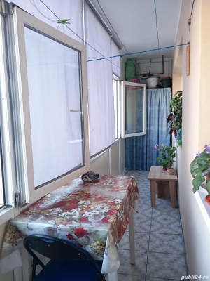 vand apartament 2 camere - imagine 2