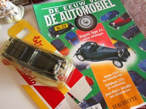 macheta scara 1 43 Solido masina epoca Delage,Studebaker+revista Olanda'80 - imagine 6