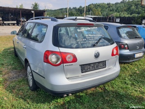 Dezmembrez Volkswagen Passat 1.9 TDI motor tip BLS - imagine 4