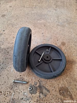 Set roti din cauciuc/plastic 200 mm - imagine 2