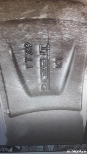 Vand 1 buc Janta Alutec  VW  Tiguan cu sau separat cauciucuri de iarna 215/65/17  , 5x112 ,et 33 - imagine 5