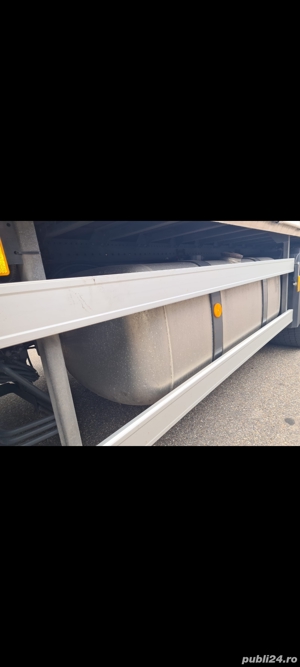 Vand schimb Mercedes-Benz 2015 Euro 6 Prelata  - imagine 9 Vand schimb Mercedes-Benz 2015 Euro 6 Prelata  - imagine 9