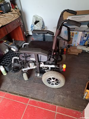 Vand carucior electric rutier pentru persoane în vârstă sau pers cu handicap - imagine 2