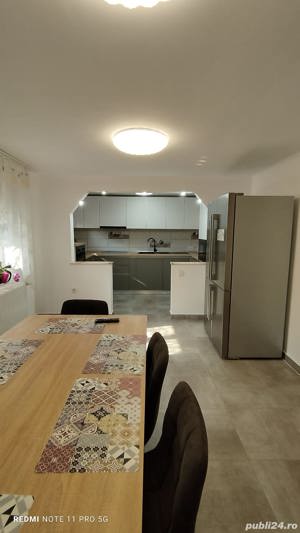 Casa cu 8 camere + anexe gospodaresti | Ciuperceni | Teren 4.760 mp - imagine 2