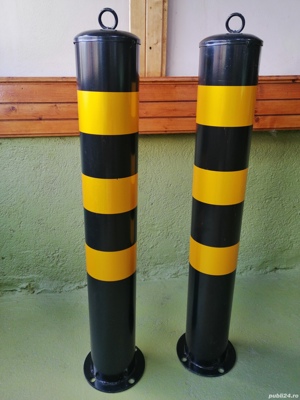 Vând 11 stâlpi metalici antiparcare  