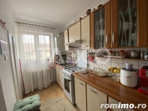 Apartament 3 camere 57mpu balcon loc de parcare zona Cetate Alba-Iulia - imagine 4