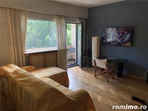 Apartament cu 2 camere de vanzare, Parc Cismigiu, centrala si balcon