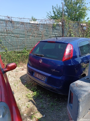 dezmembrez fiat grande punto  an 2006  - imagine 2