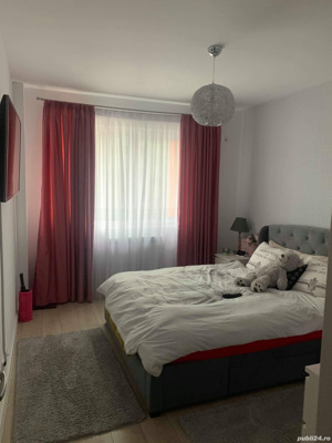 Vand apartament 2 camere Nord mobilat si garaj subteran - imagine 6